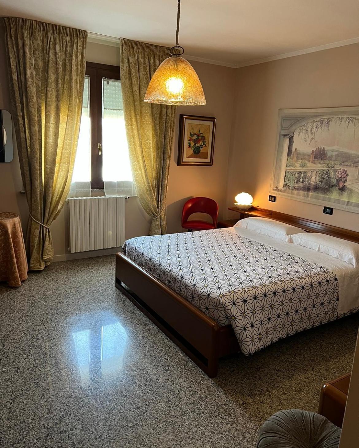 Badia Polesine B&B Amy&Julie מראה חיצוני תמונה